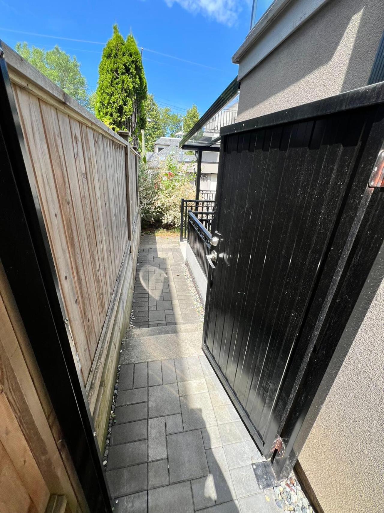 Private Rooms In Vancouver West Kültér fotó